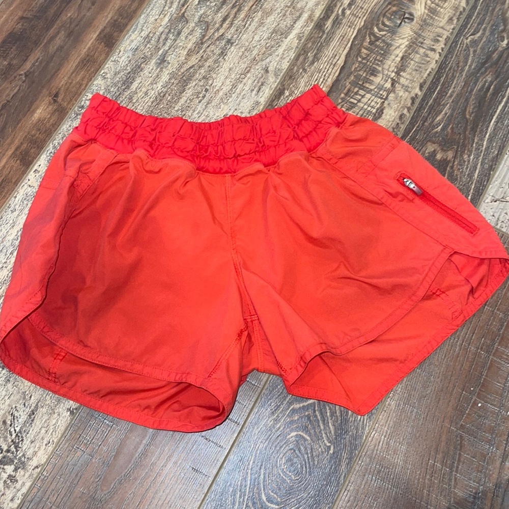 Lululemon Women's Shorts 4"